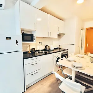 https://apt-metro-avenida-de-america-07.besthotelstoledo.com